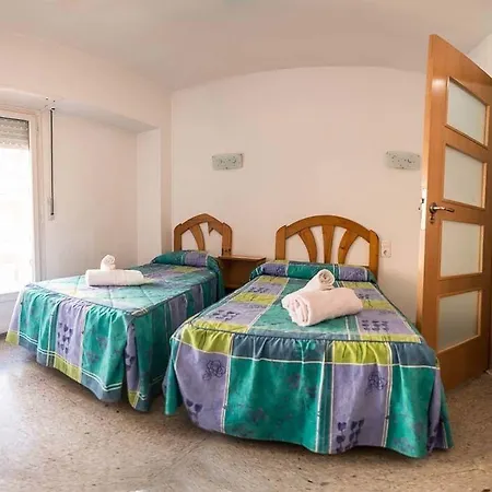 فندق Avila 3*